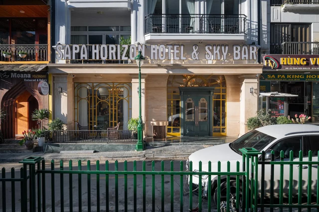 Khách sạn & Skybar Sapa Horizon