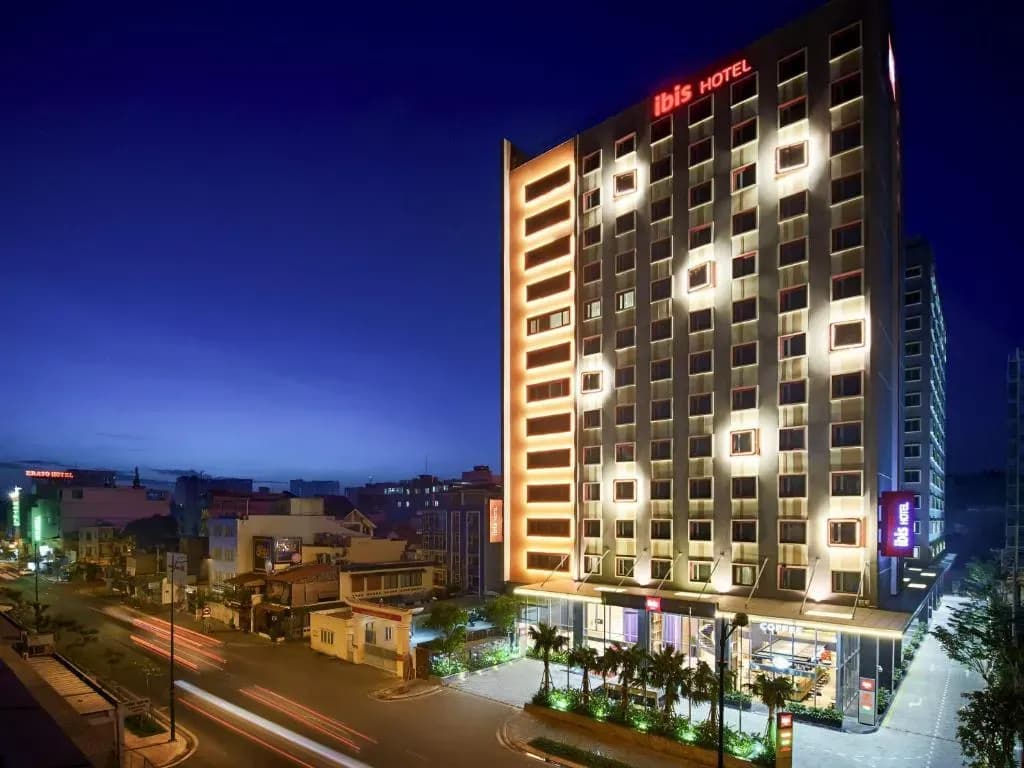 Khách sạn Ibis Saigon Airport
